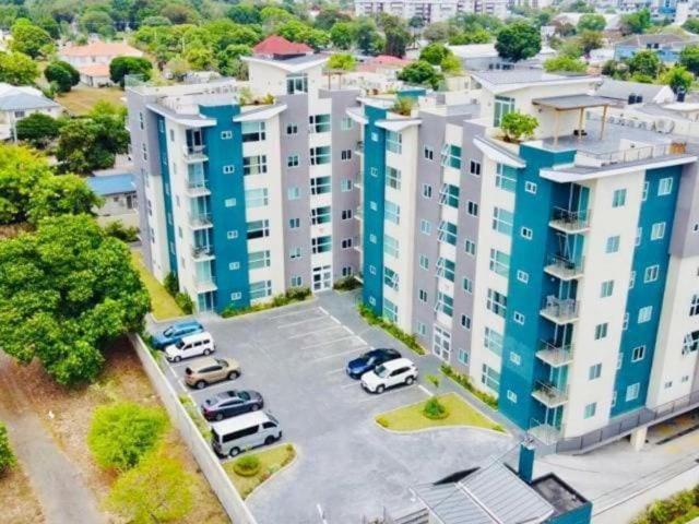 Harloe'S Place 金斯敦 外观 照片